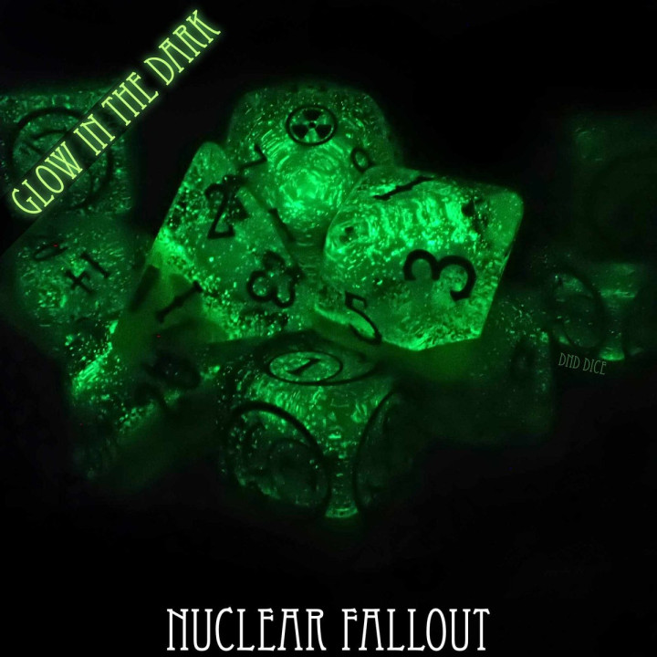 DÉS - Nuclear Fallout 11 Dice Set (Glow)