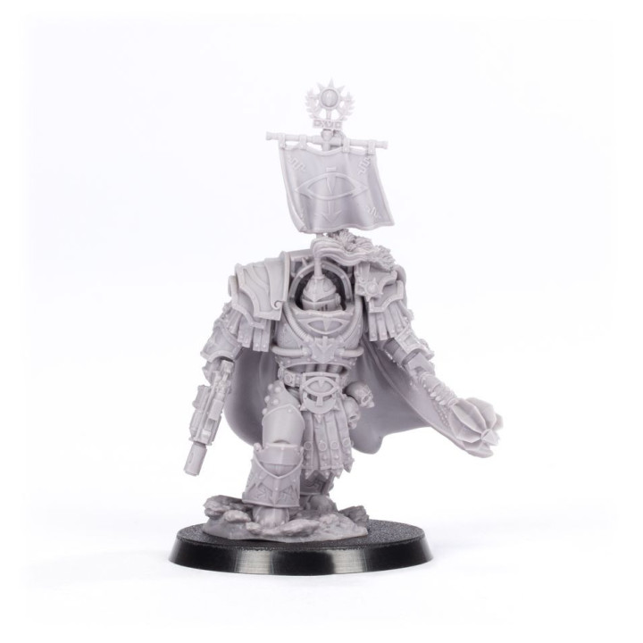 LEGIONES ASTRATES TRAITOR - Sons of Horus - Legion Cataphractii Praetor
