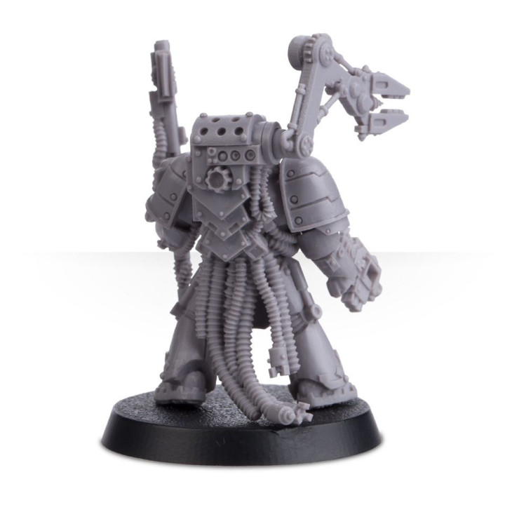 LEGIONES ASTRATES TRAITOR - Legion MKIV Techmarine