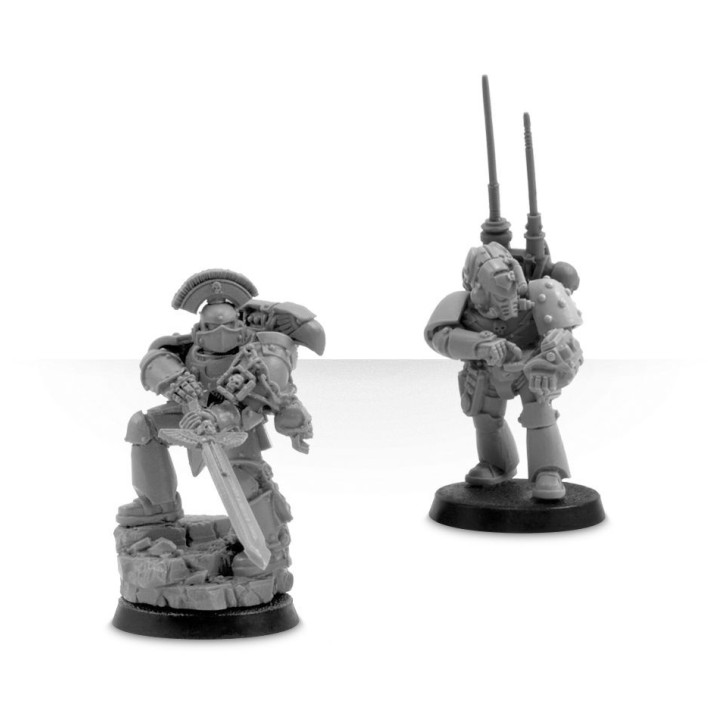 LEGIONES ASTRATES TRAITOR - Legion Champion and Master of the Signal