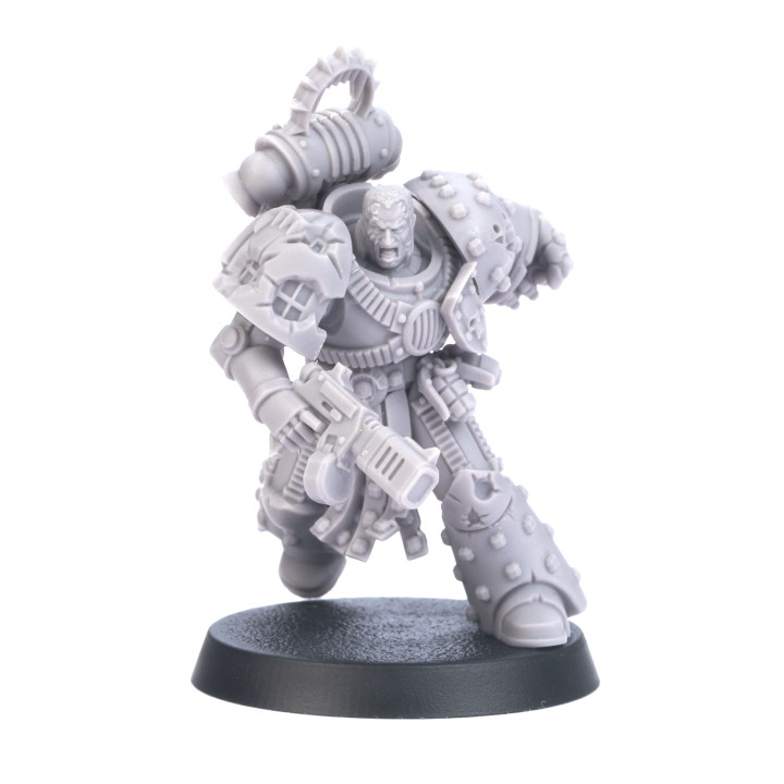 LEGIONES ASTRATES LOYALIST - Endryd Haar, le Molosse Déchiré