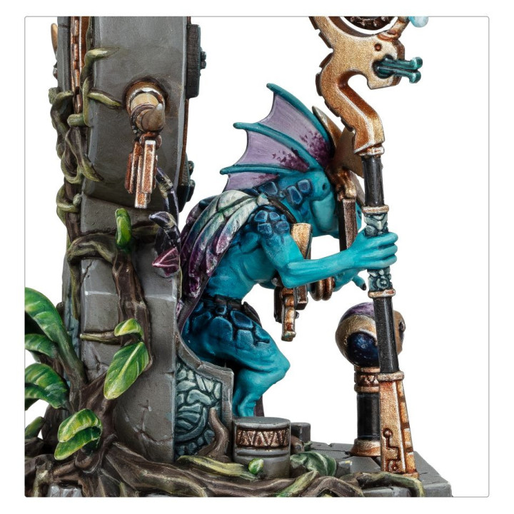 FIGURINES - Astromancien Skink