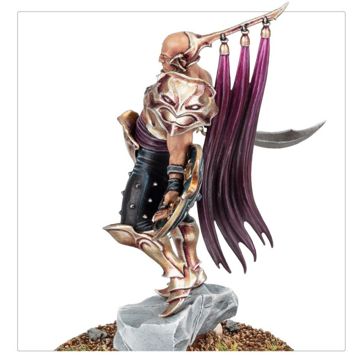 FIGURINES - Seigneur de l'Orgueil
