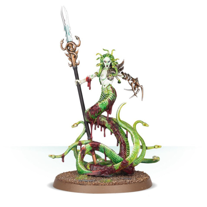 Hag Queen on Cauldron of Blood - MINIS