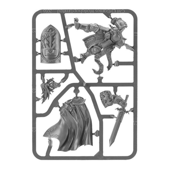 FIGURINES - Knight-Questor