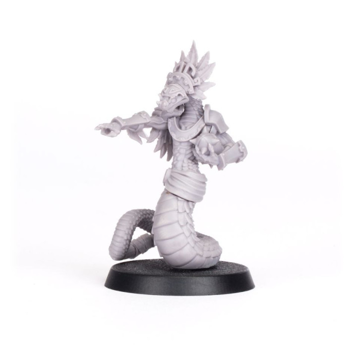 BLOOD BOWL - Boa Kon'ssstriktr